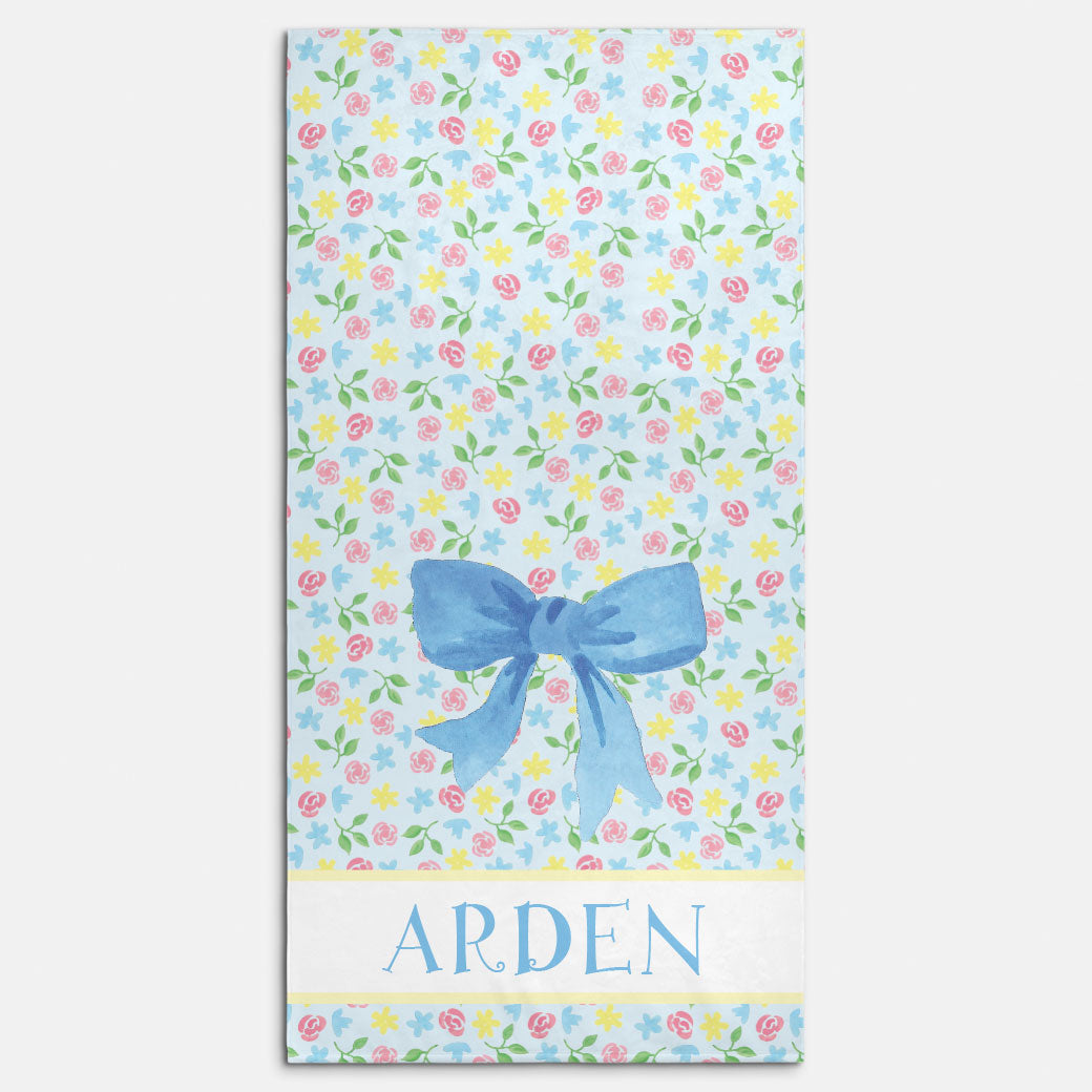 Blooms & Bows Beach Towel